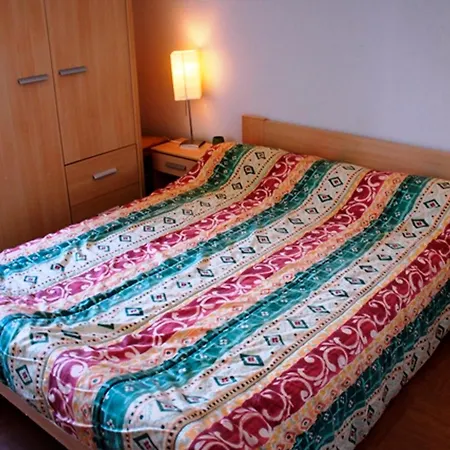 2 + Au Centre De Super - Fr-1-814-54 Appartement